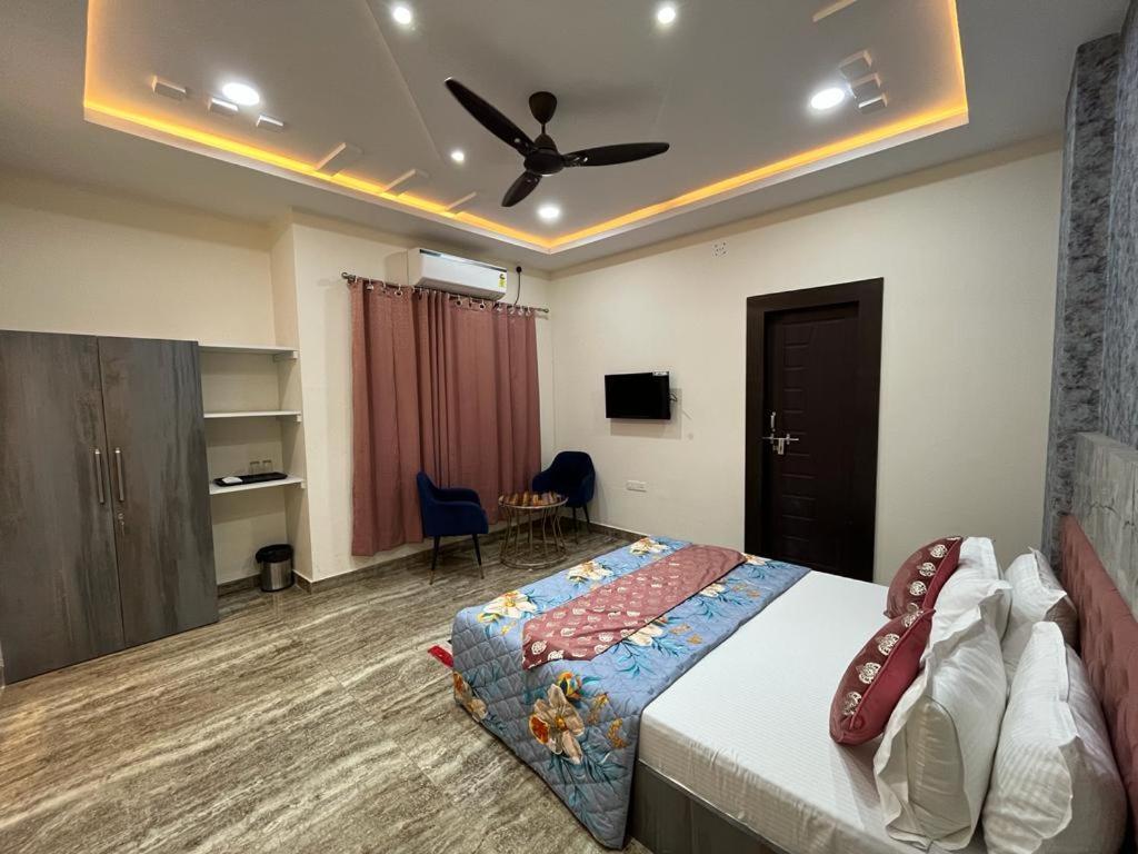 Hotel Kashi Kutir