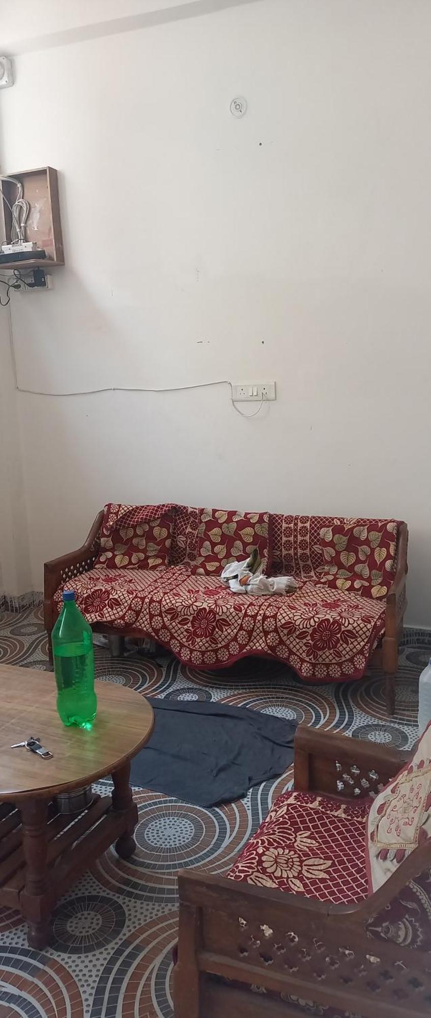 Dhananjay Tiwari Guest house