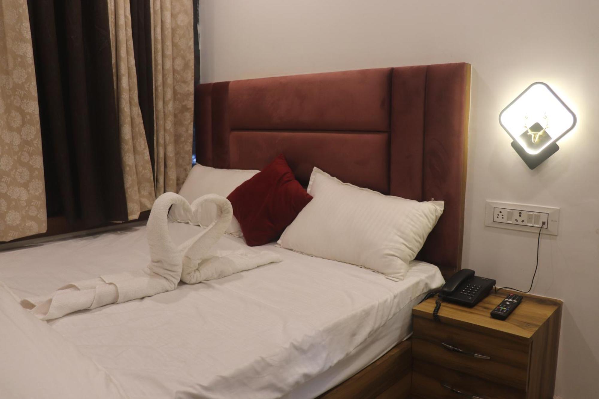 Maurya Pandeypur Hotel Varanasi