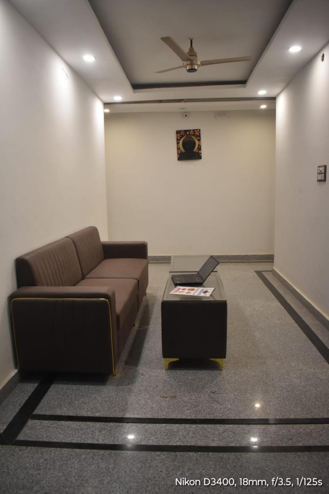 Ashray Hotel Varanasi