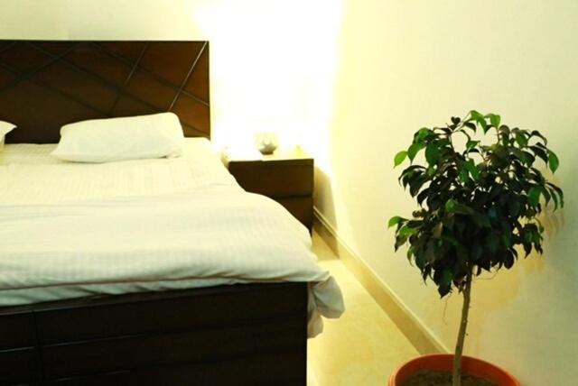 Tattva- 6bhk Apartment *