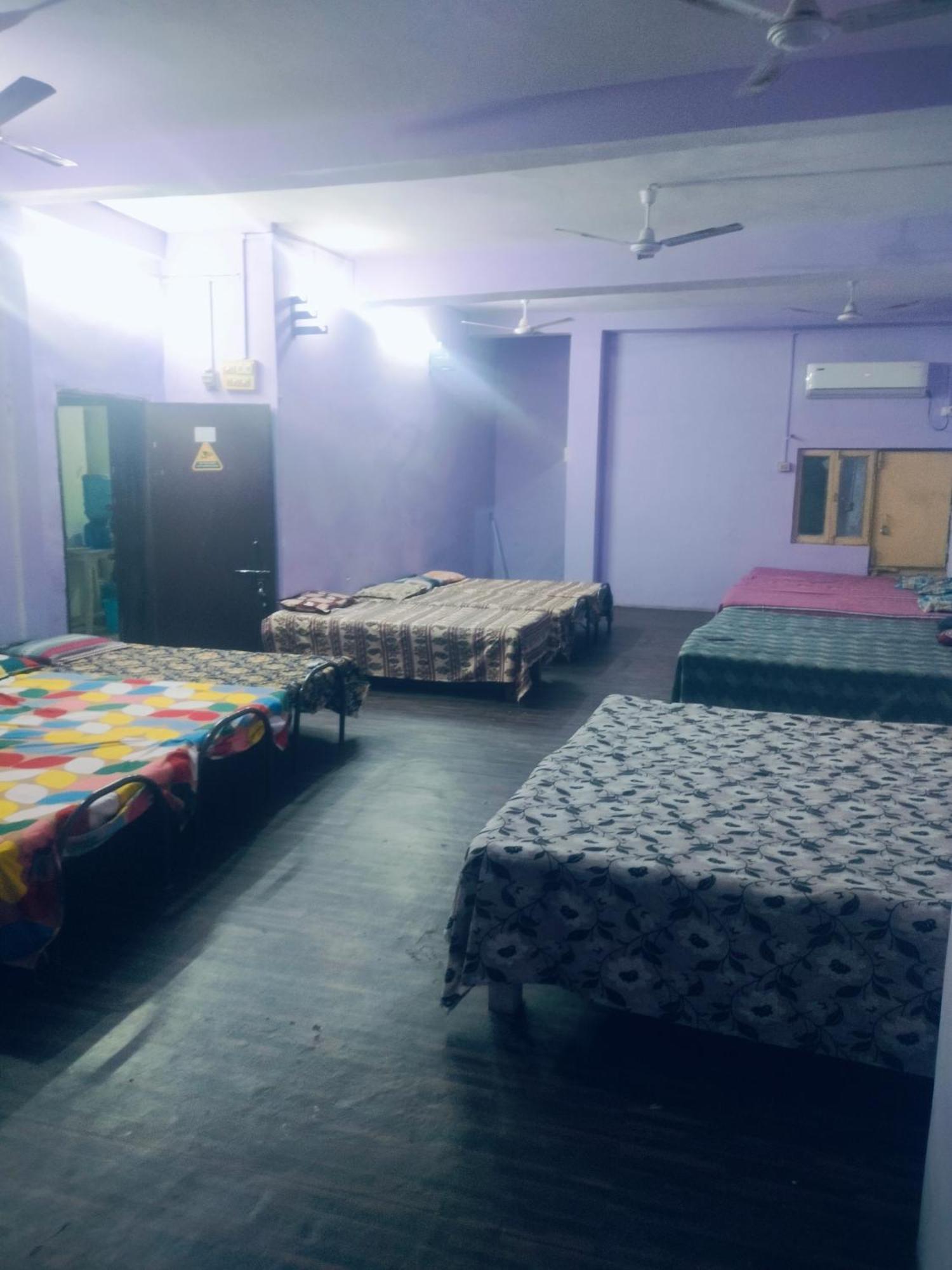 Samridhi * Varanasi