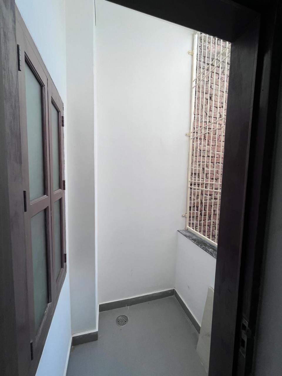 Hridayam Kashi Apartment