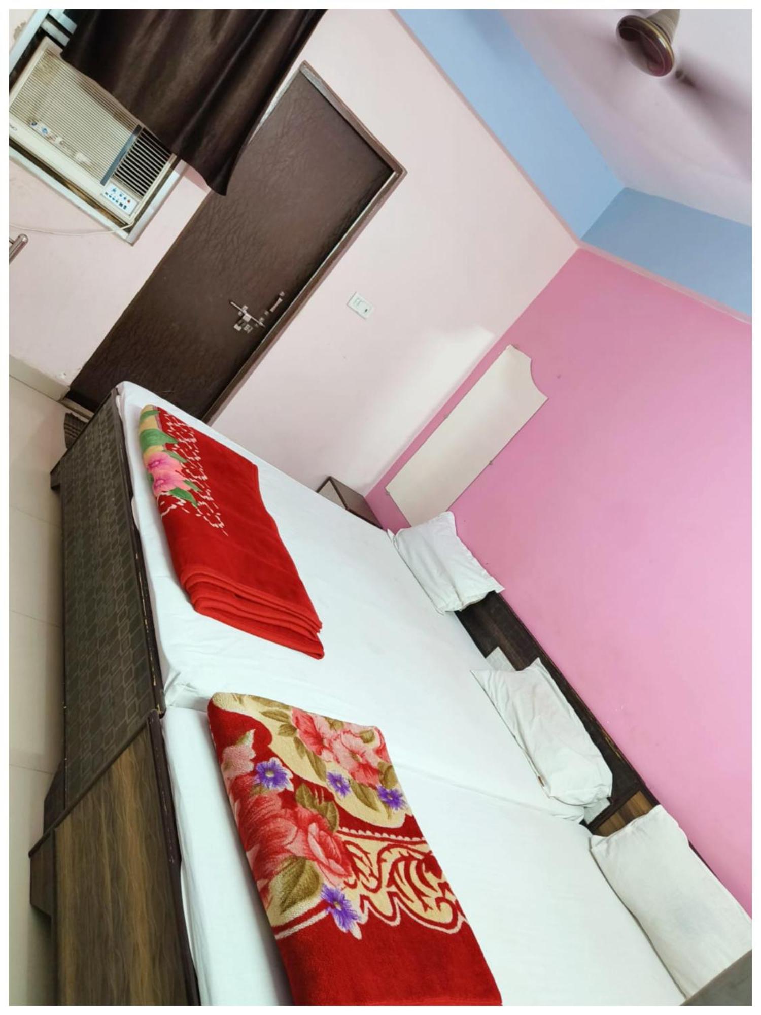 Hotel Shivay # Near Kashi Vishwanath Temple - A Premium In Varanasi
