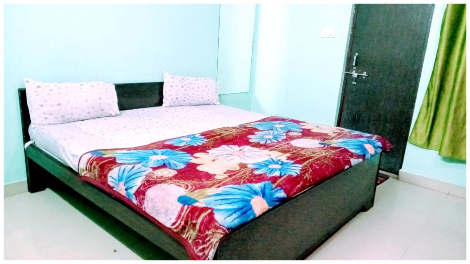 Shivay # Near Kashi Vishwanath Temple - A Premium In Varanasi