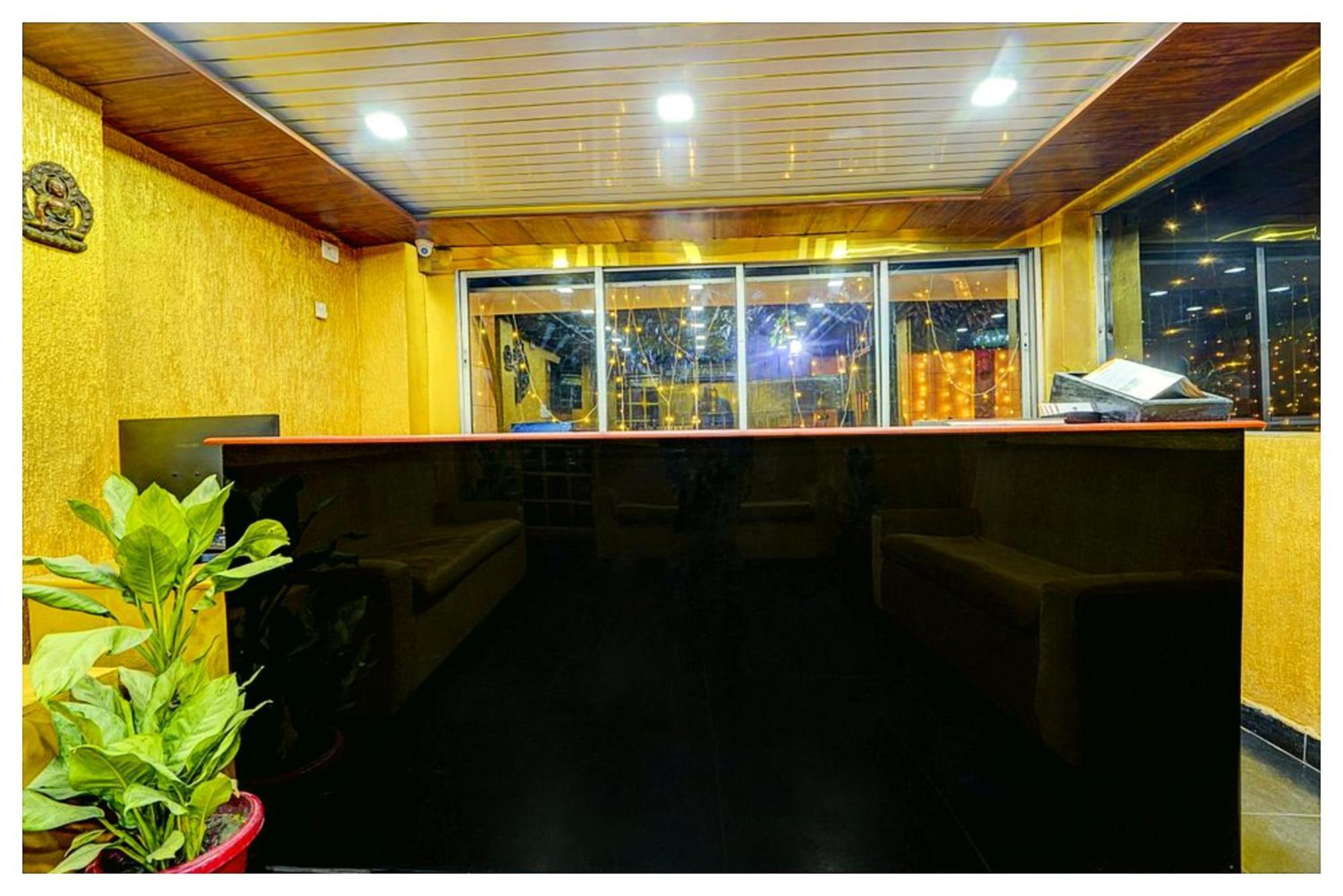Hotel # Varuna Near Varuna River And Kashi Vishwanath Temple -restaurant & Parking Facilities Wifi Service - A Premium In *