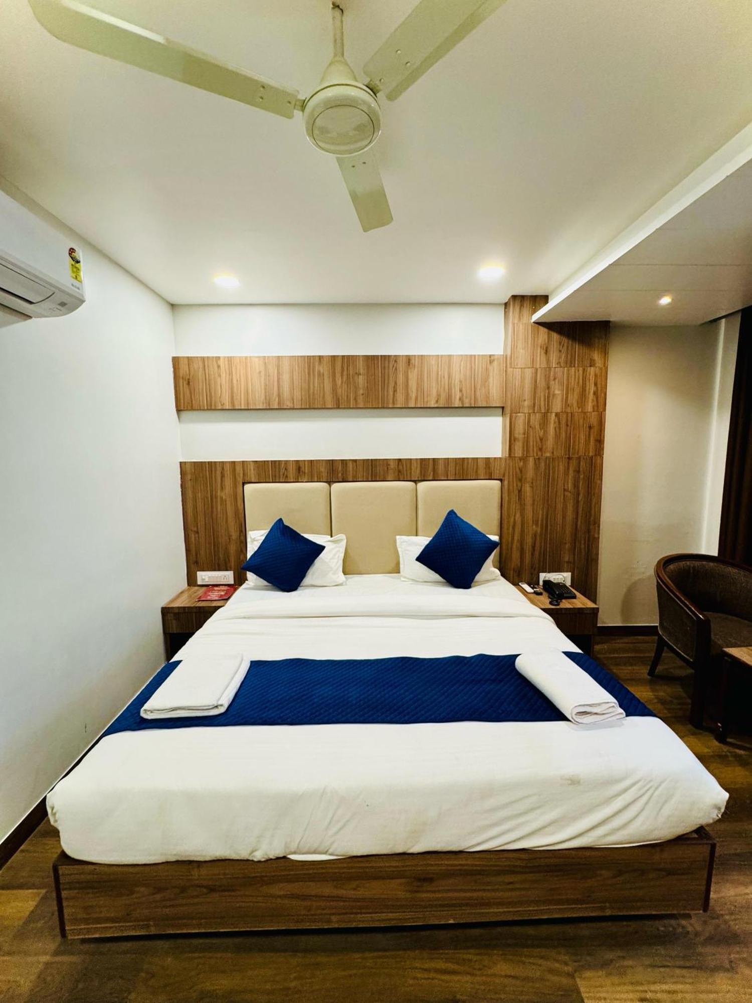 Hotel Grand Continental Varanasi