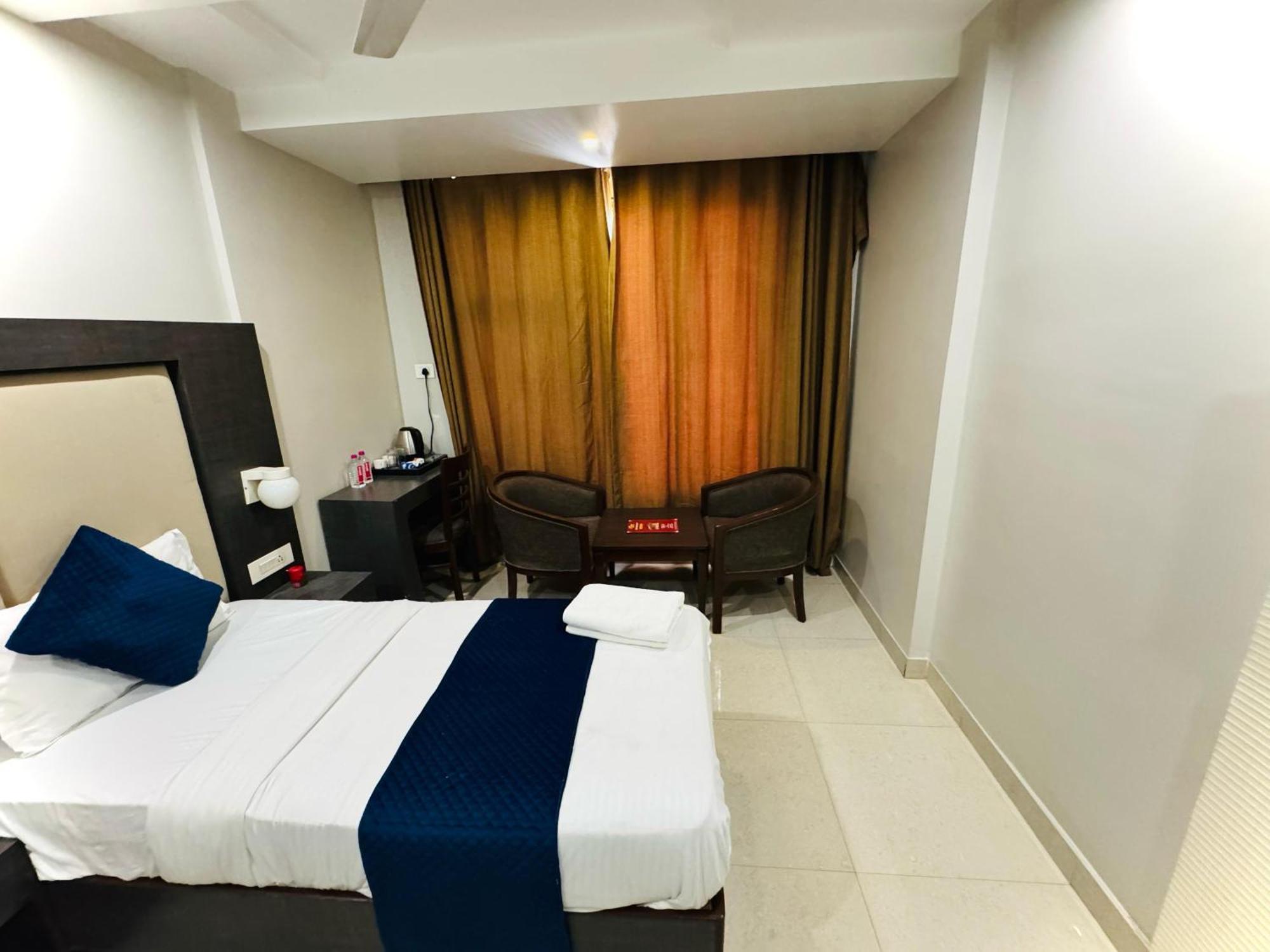 Grand Continental Hotel Varanasi