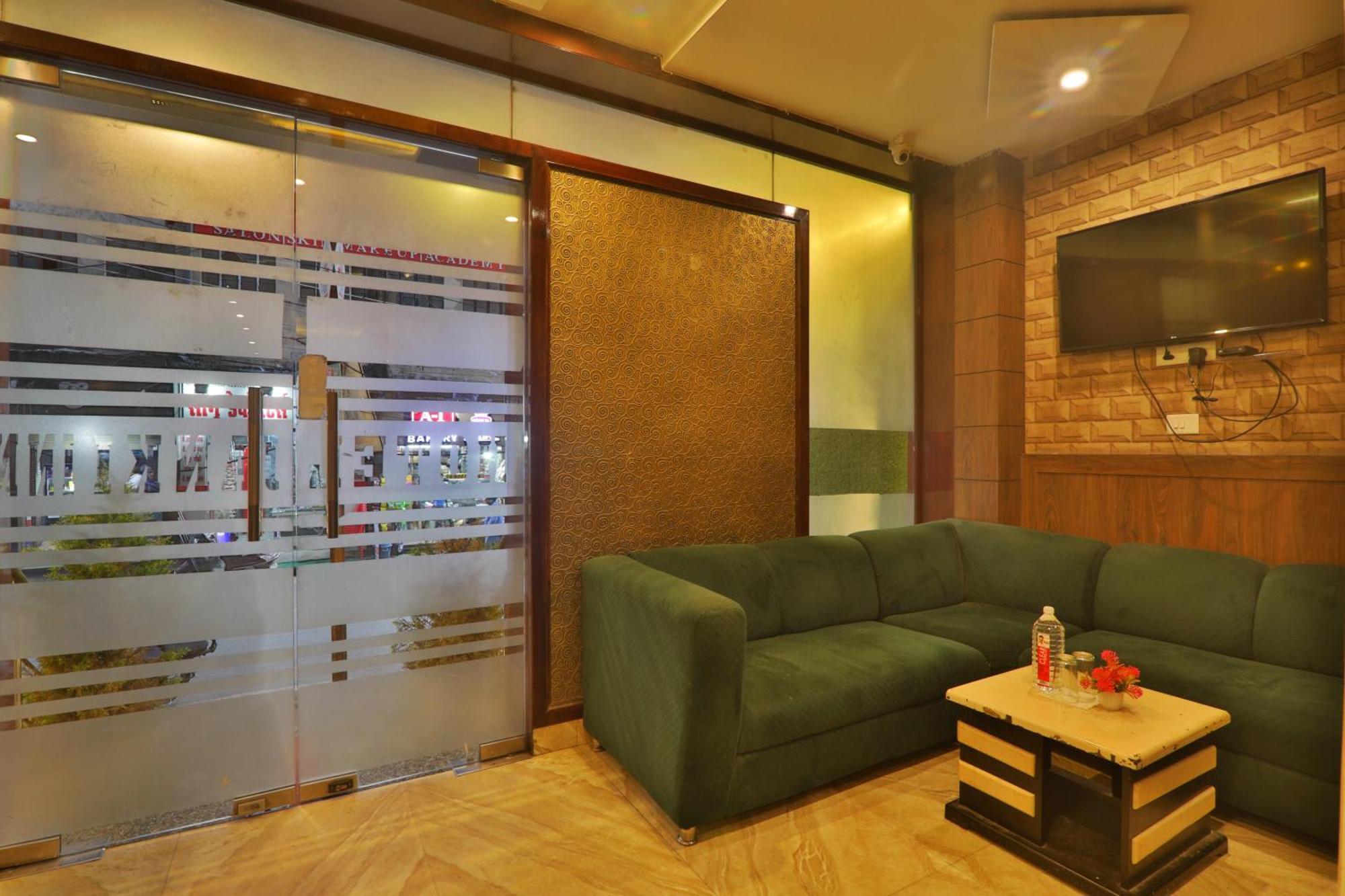 4Everstay By Janki Inn Most Luxury & Spacious Rooms Best Family Hotel In Varanasi Homestay Varanasi