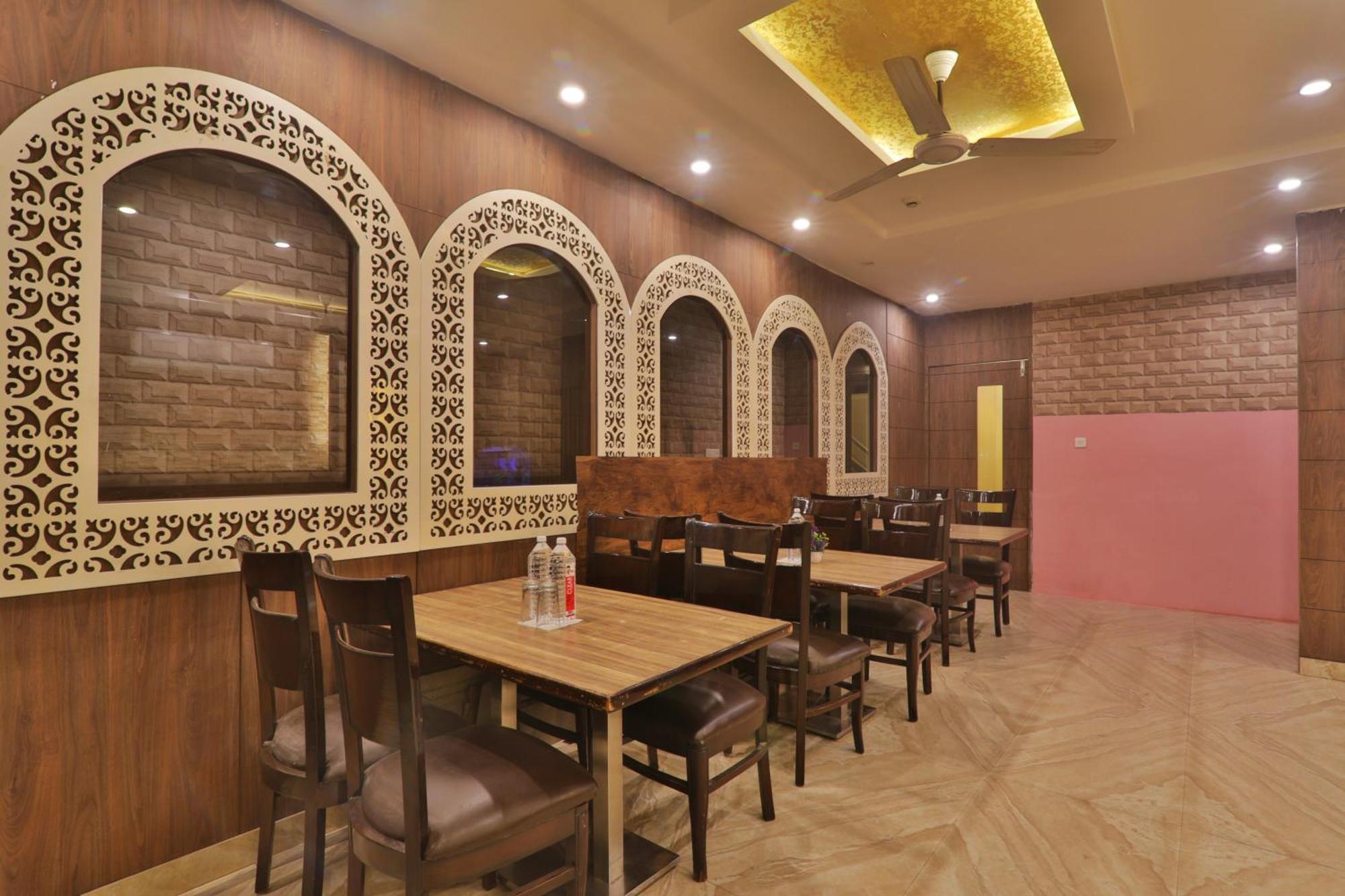 Homestay 4Everstay By Janki Inn Most Luxury & Spacious Rooms Best Family Hotel In Varanasi Varanasi