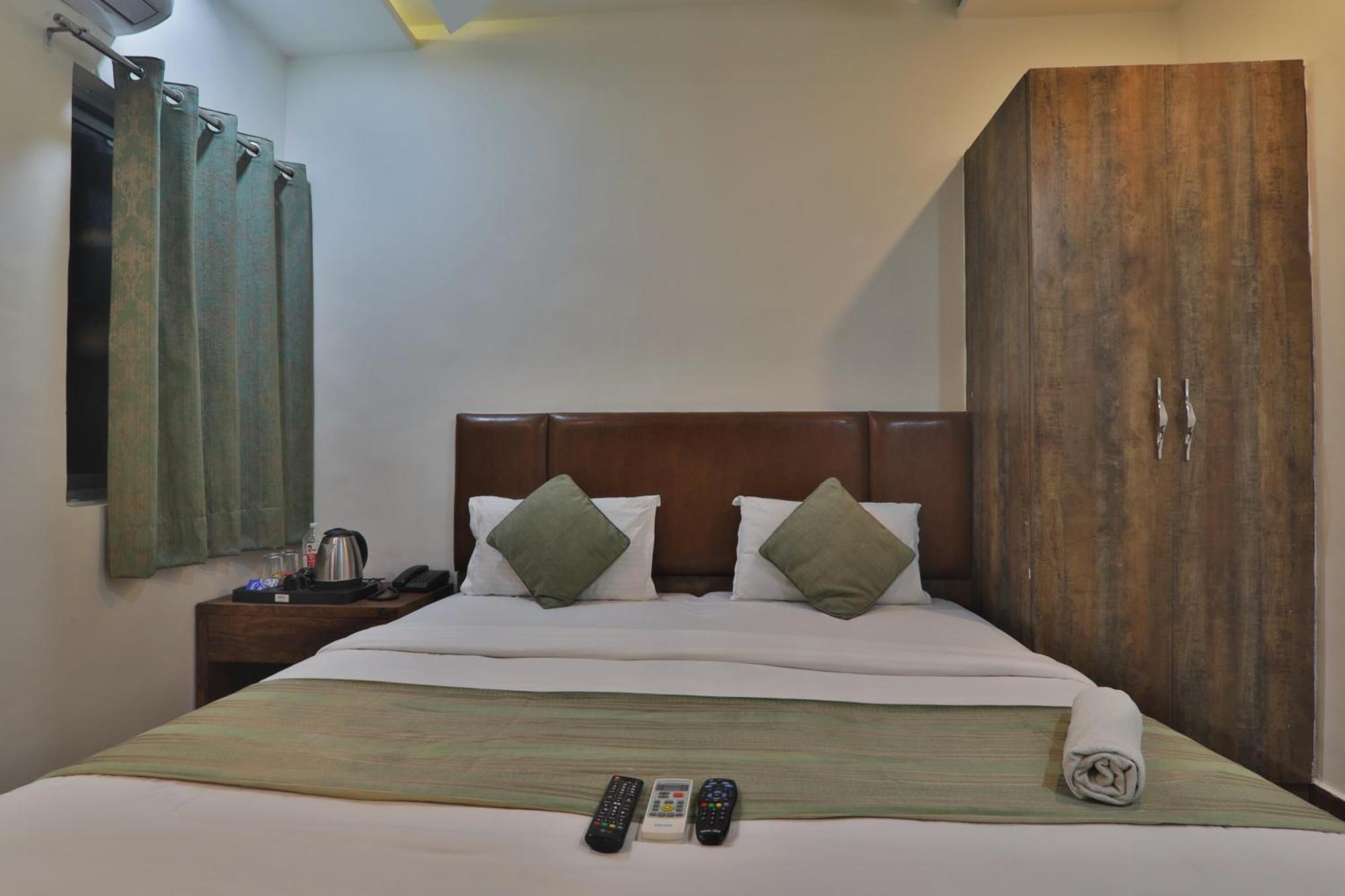 4Everstay By Janki Inn Most Luxury & Spacious Rooms Best Family Hotel In Varanasi * Varanasi