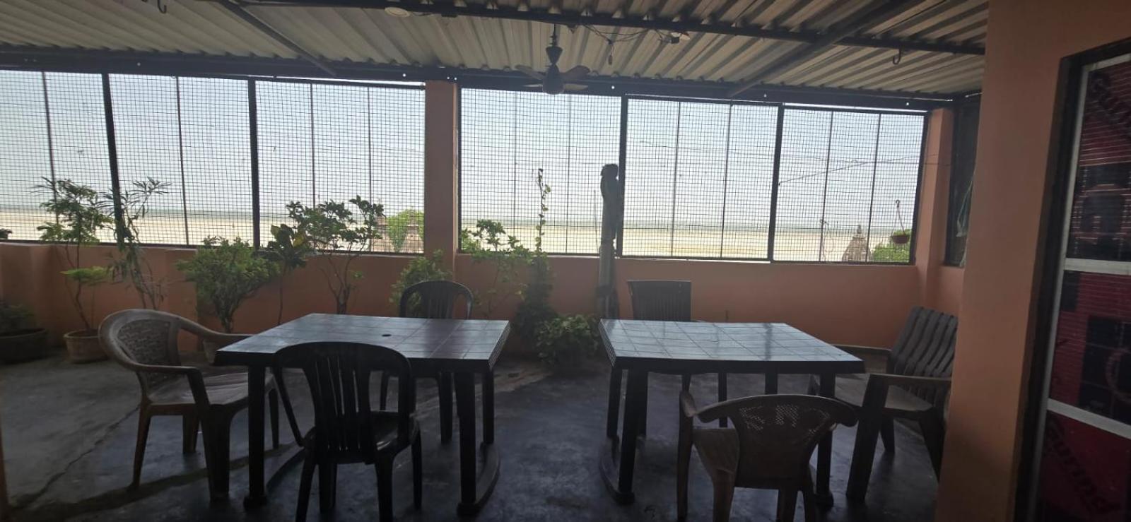 Hotel Shiva River View 3*