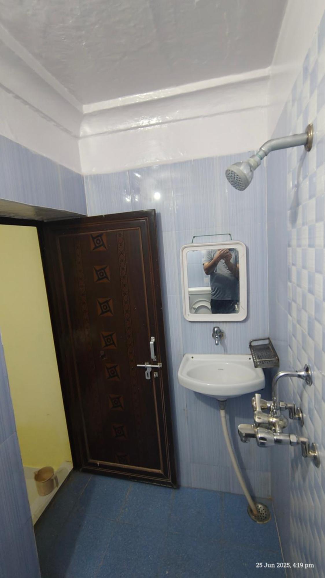 Radha Krishna Homestay Varanasi