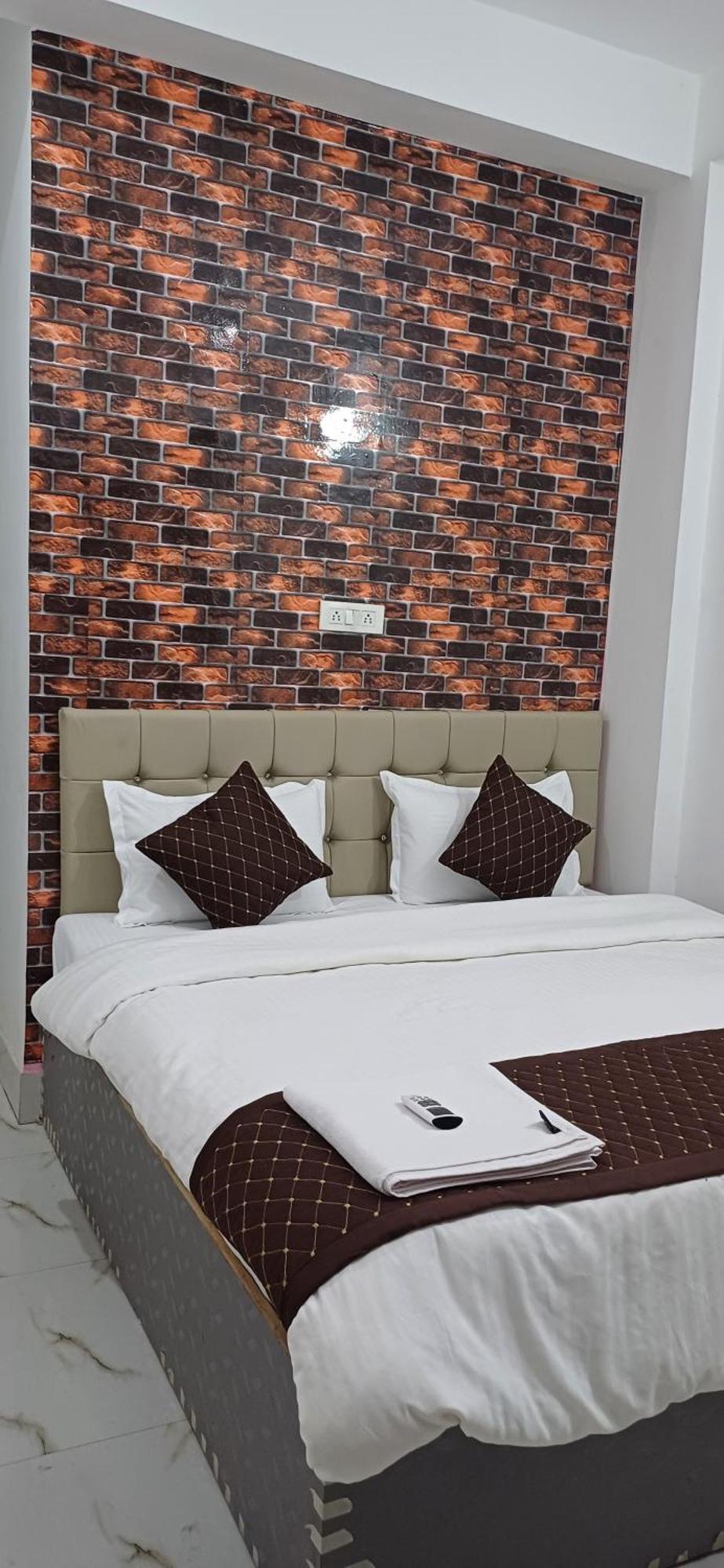 Kashi Residency