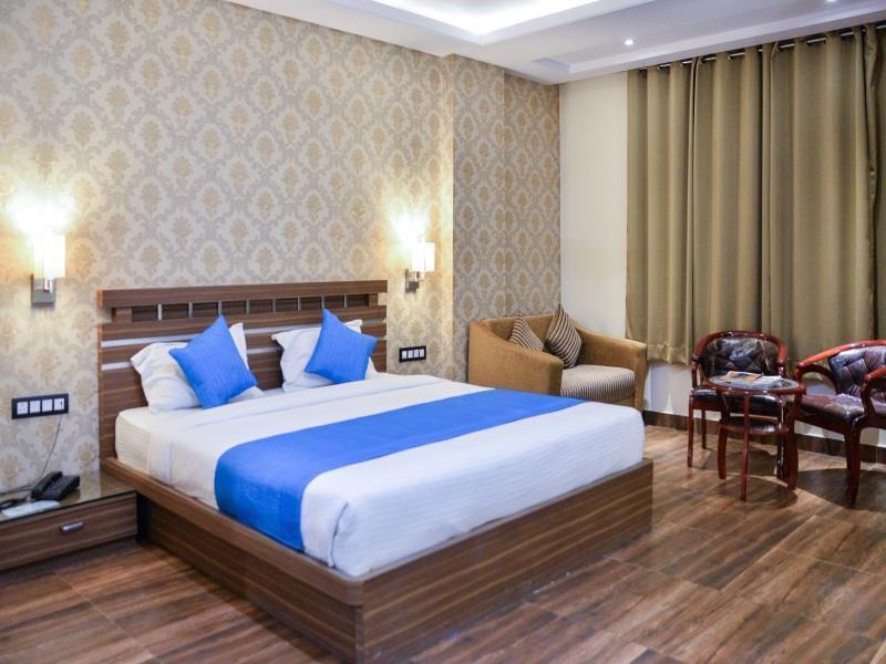 Hotel Puja Residency