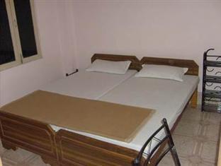 Hostel Wander Station *