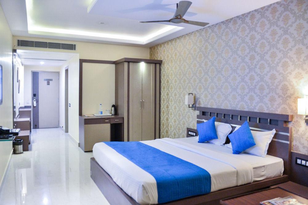 Hotel Puja Residency