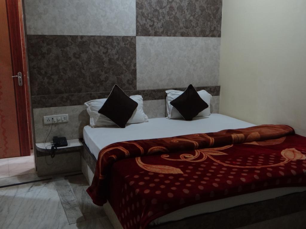 Guest house Hotel H.K.J International 3*