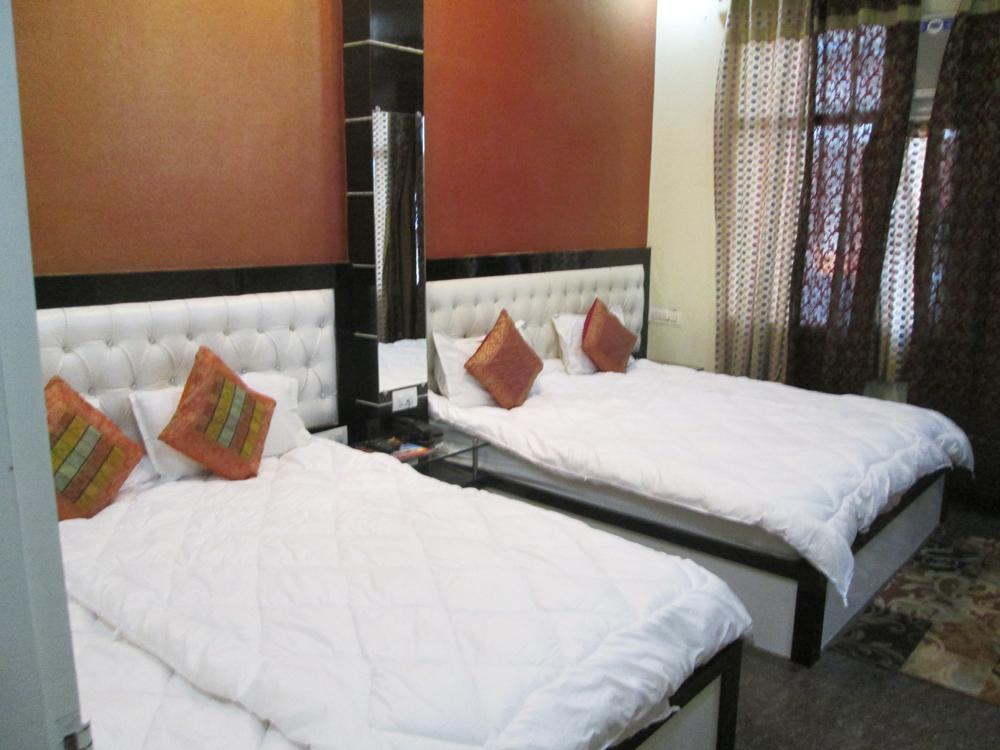 Great Ganga Palace By Wb Inn, Varanasi, India Hotel 2*