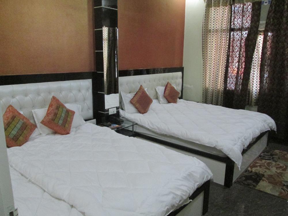 Hotel Great Ganga Palace By Wb Inn, Varanasi, India 2*