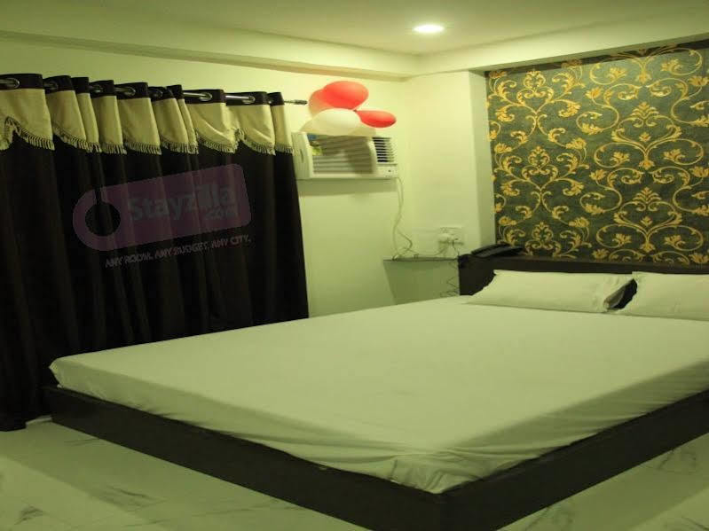 Divine Hotel