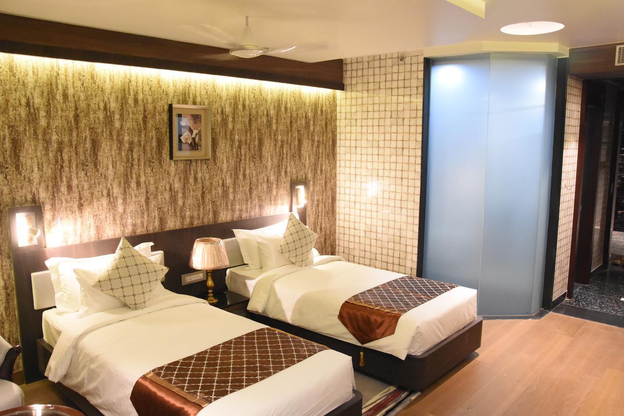 Costa Riviera Hotel 4*