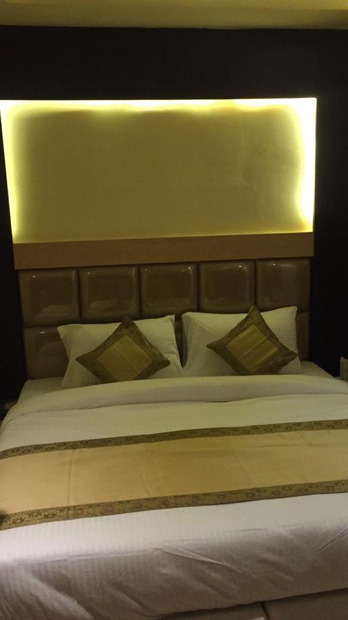 G.S.Residency Hotel 2*