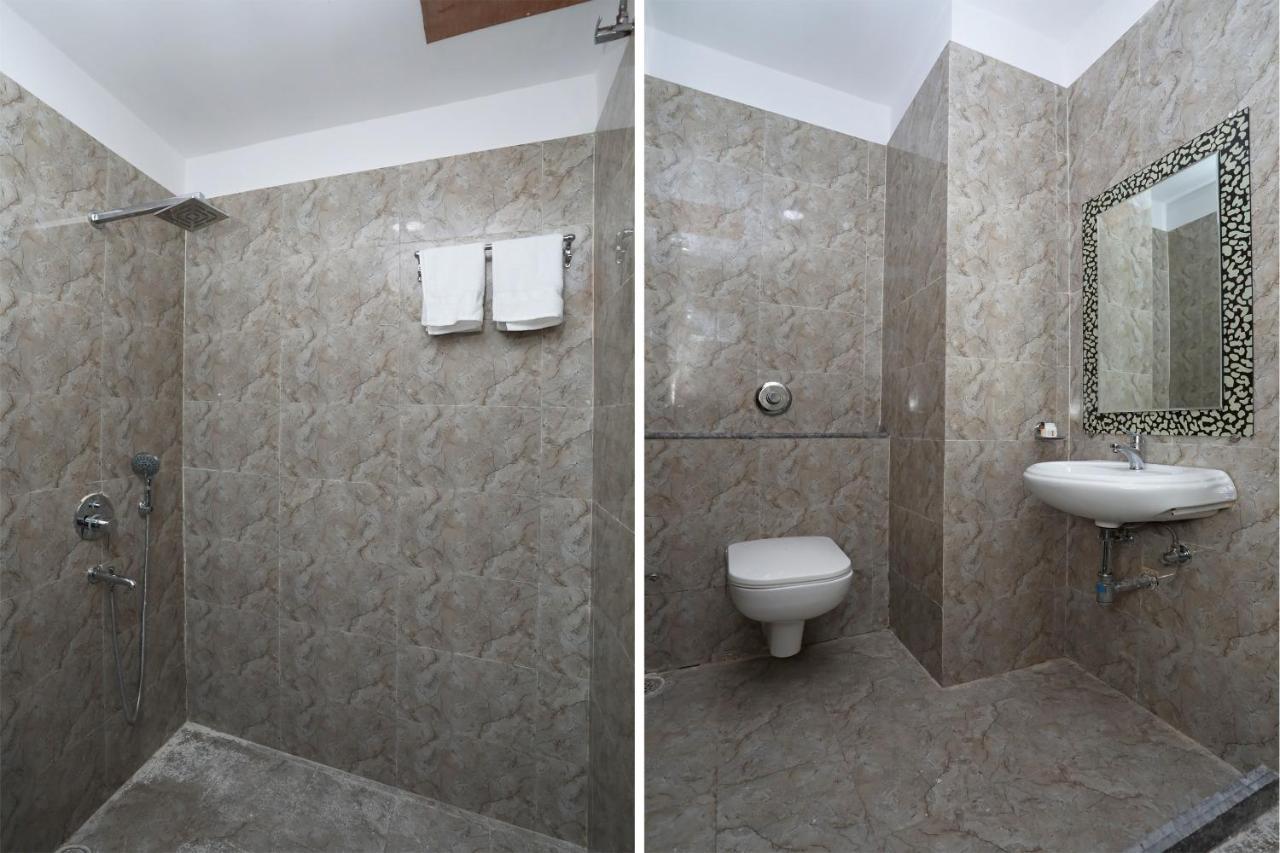 Oyo 19122 Mastana Palace 3*