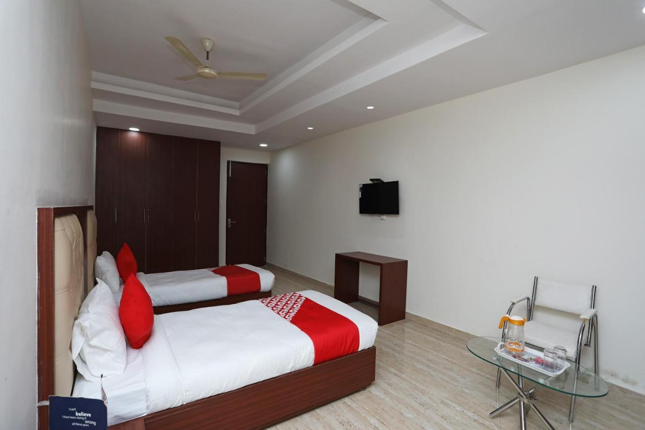 Hotel Oyo 19122 Mastana Palace