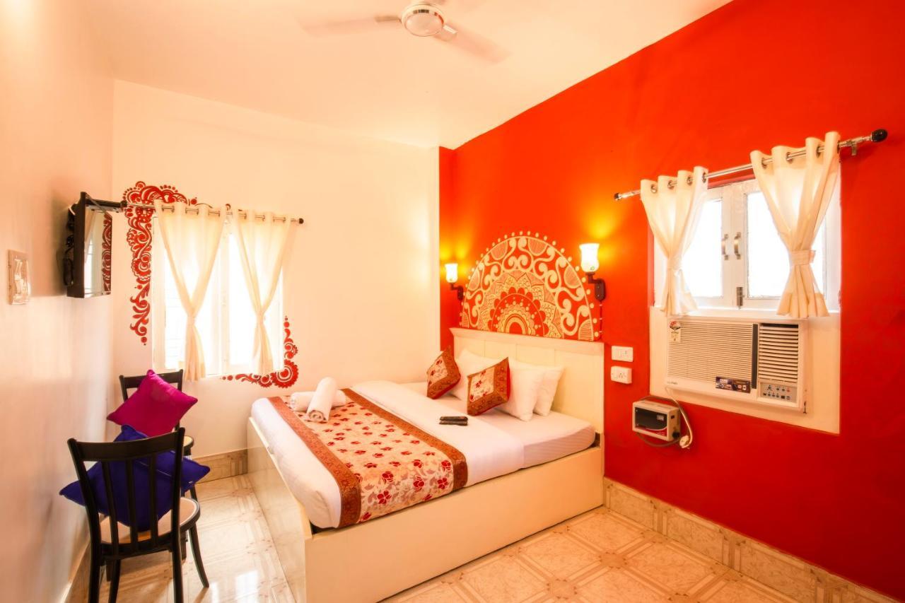 Hostel Wander Station *