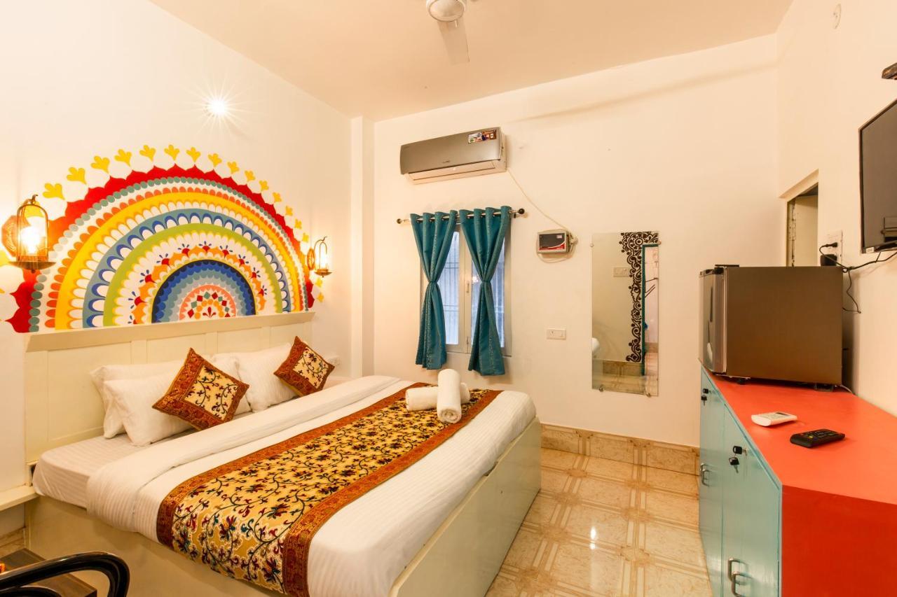 Hostel Wander Station