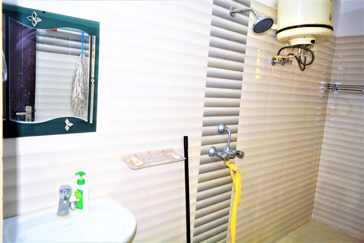 Apartment Pretty Garden View 3bhk Furnished Flat Near Kashi Vishwanath Temple