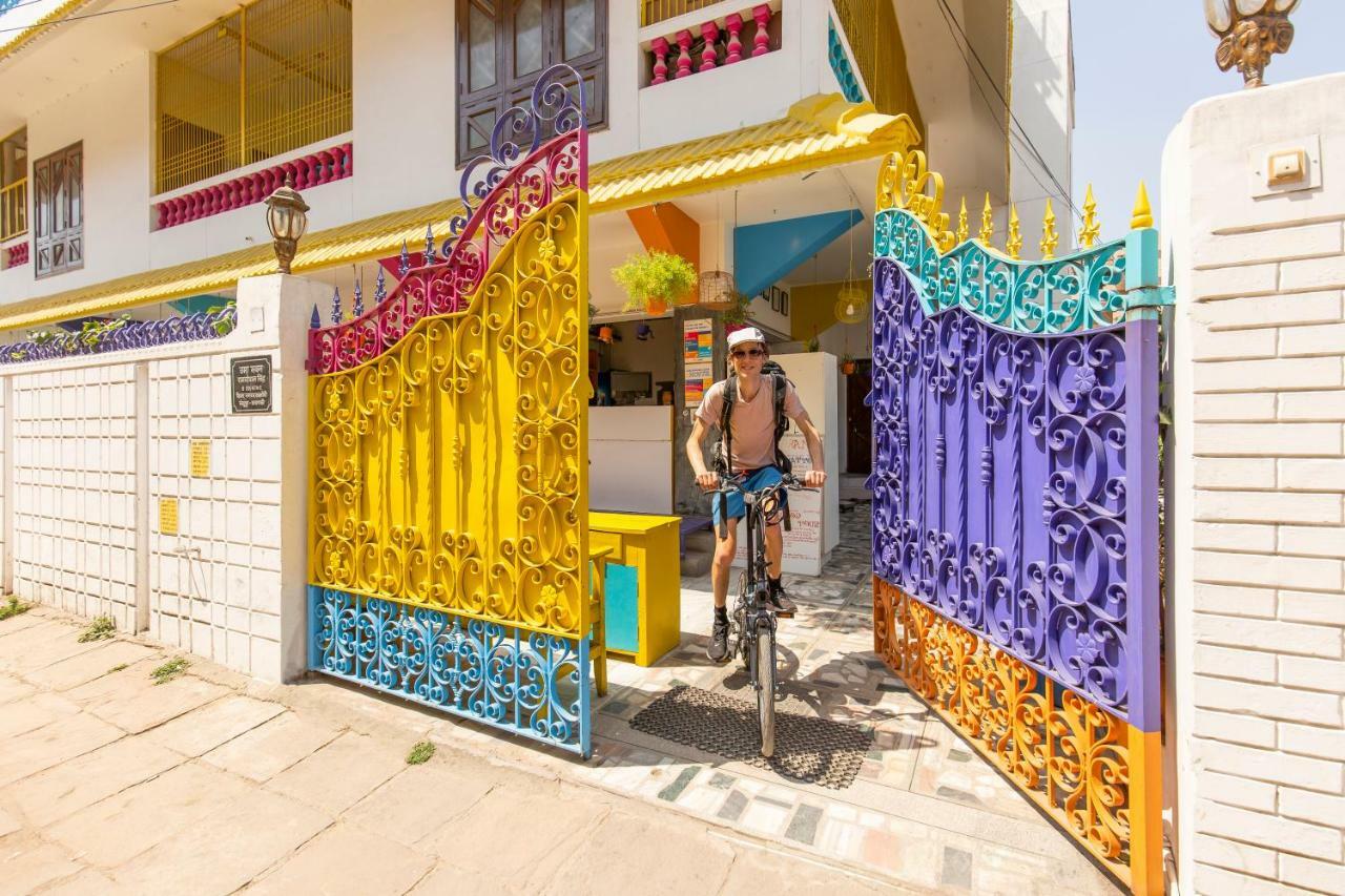 Gostops Lite Hostel Varanasi