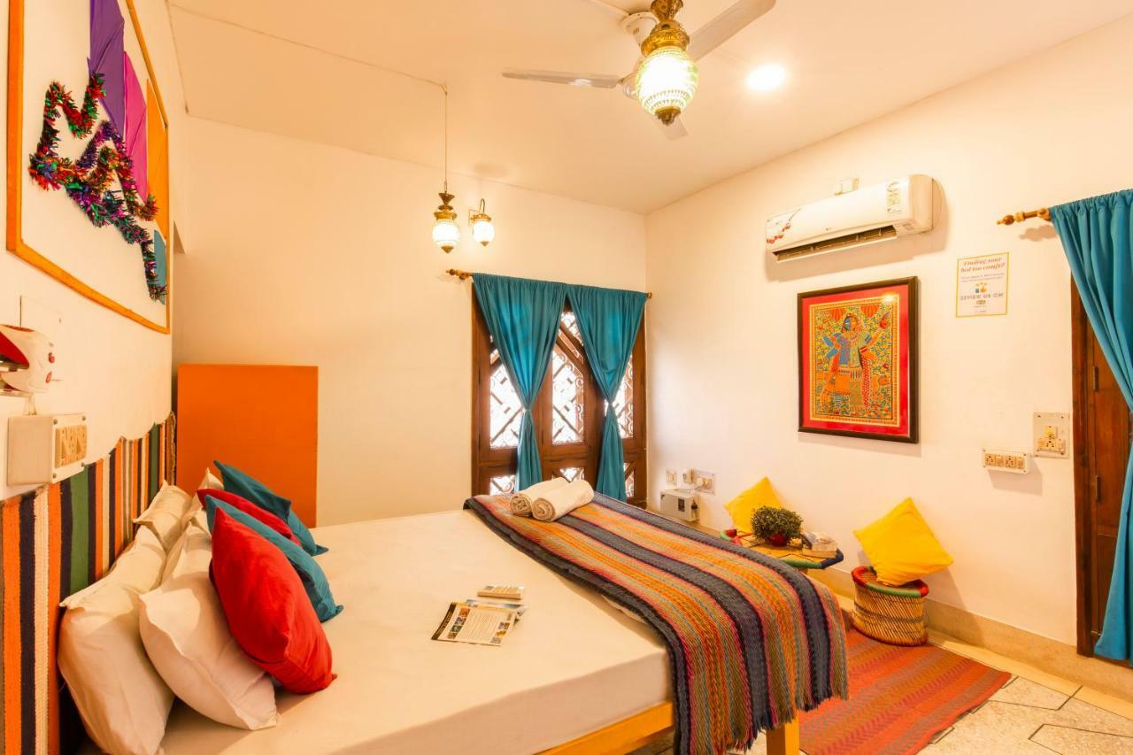 Gostops Lite * Varanasi