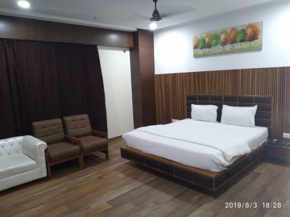 Surabhi International 3*