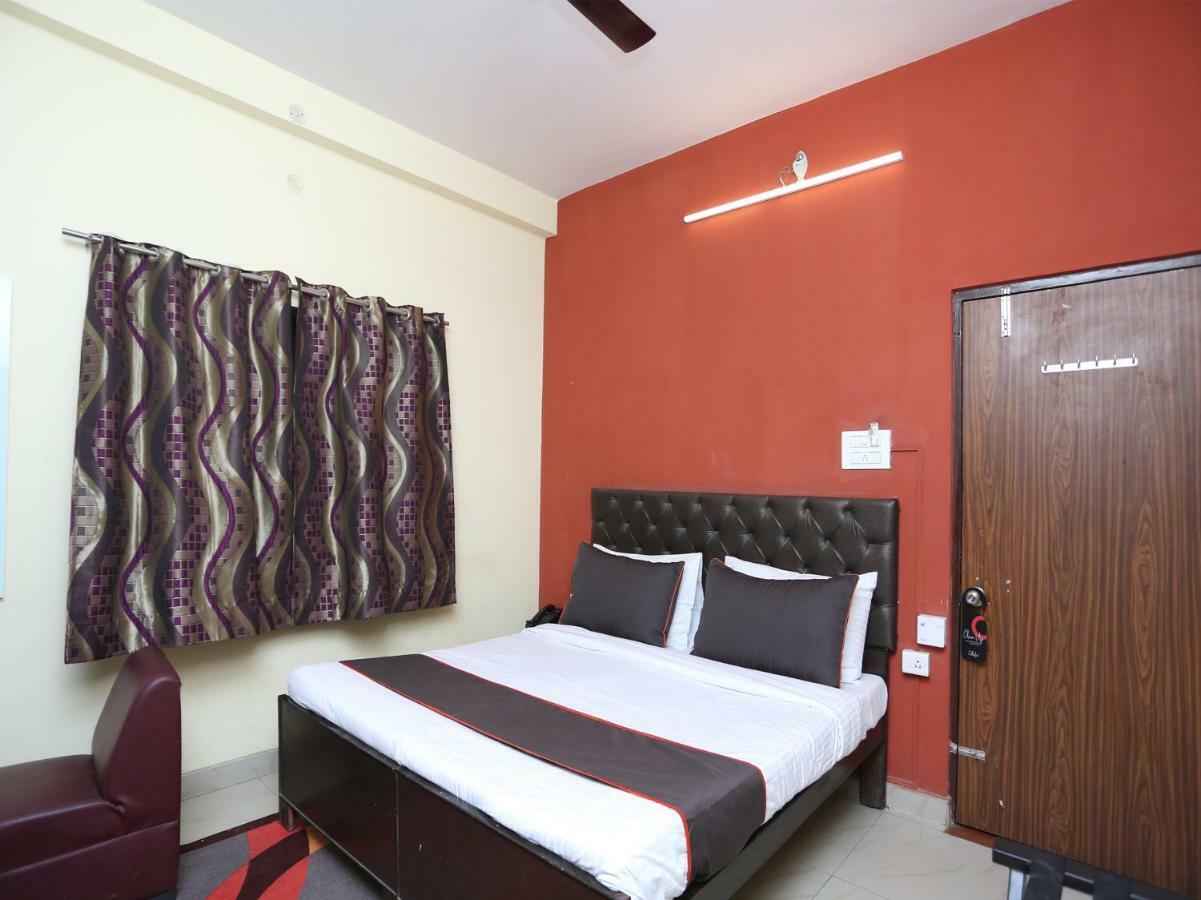 Hotel Aparajita Varanasi