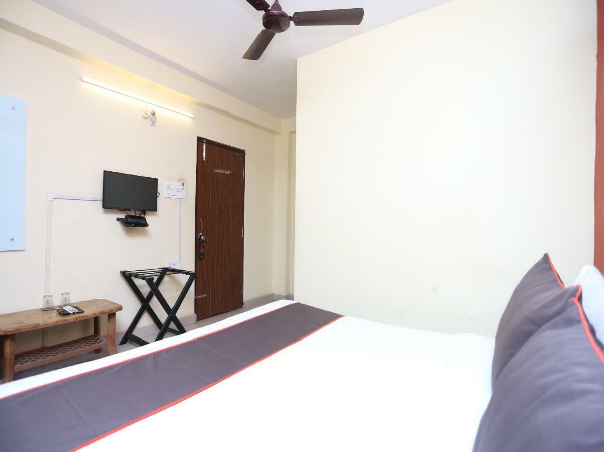 Aparajita Hotel Varanasi