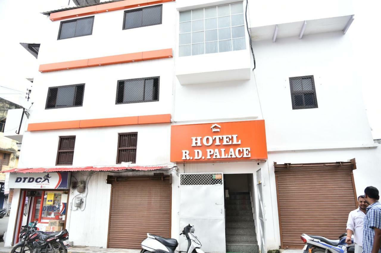 R D Palace Hotel