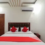Oyo 37453 Mahi In