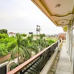 Fabhotel Kriti Green