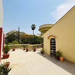 Luxury Stays