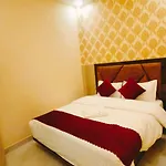 Hotel Prakash Residency Varanasi Near Kashi Vishwanath Temple 700M