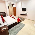 Shri Ram Paying Guest House