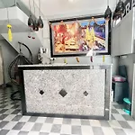 Hotel Prakash Guest House ! Varanasi ! Fully-Air-Conditioned Hotel At Prime Location With Off Site Parking Availability, Near Kashi Vishwanath Temple, And Ganga Ghat, Newly Constructed And Luxurious Rooms - 3