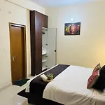 Zoomstay - 3Bhk Apartments