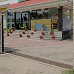 Hotel O Kriti Green