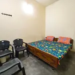 Hotel Shanti Near Manikarnika Ghat
