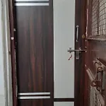 Atithi Kashi Inn