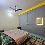 Saraogi Homestays