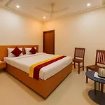 Hotel Raj
